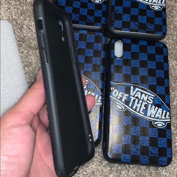 Free Vans iPhone Case - Picture 4 of 8